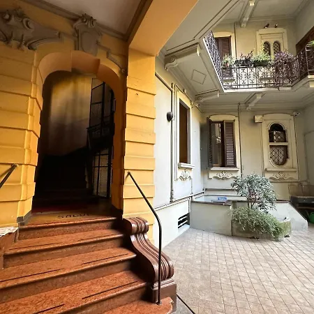 Lovely Flat In Early 20th Century Building Apartment *