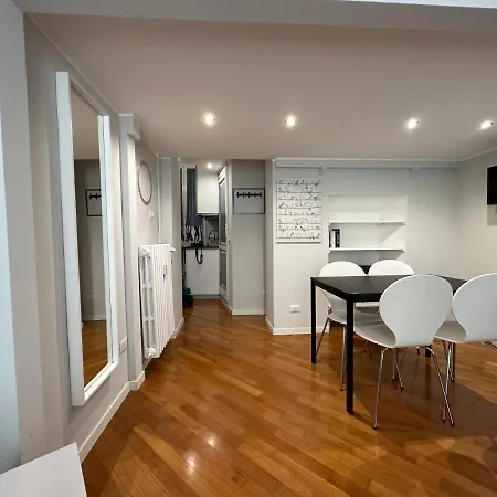Lovely Flat In Early 20th Century Building Apartment Milan