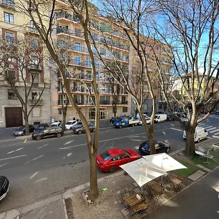 아파트 Lovely Flat In Early 20th Century Building